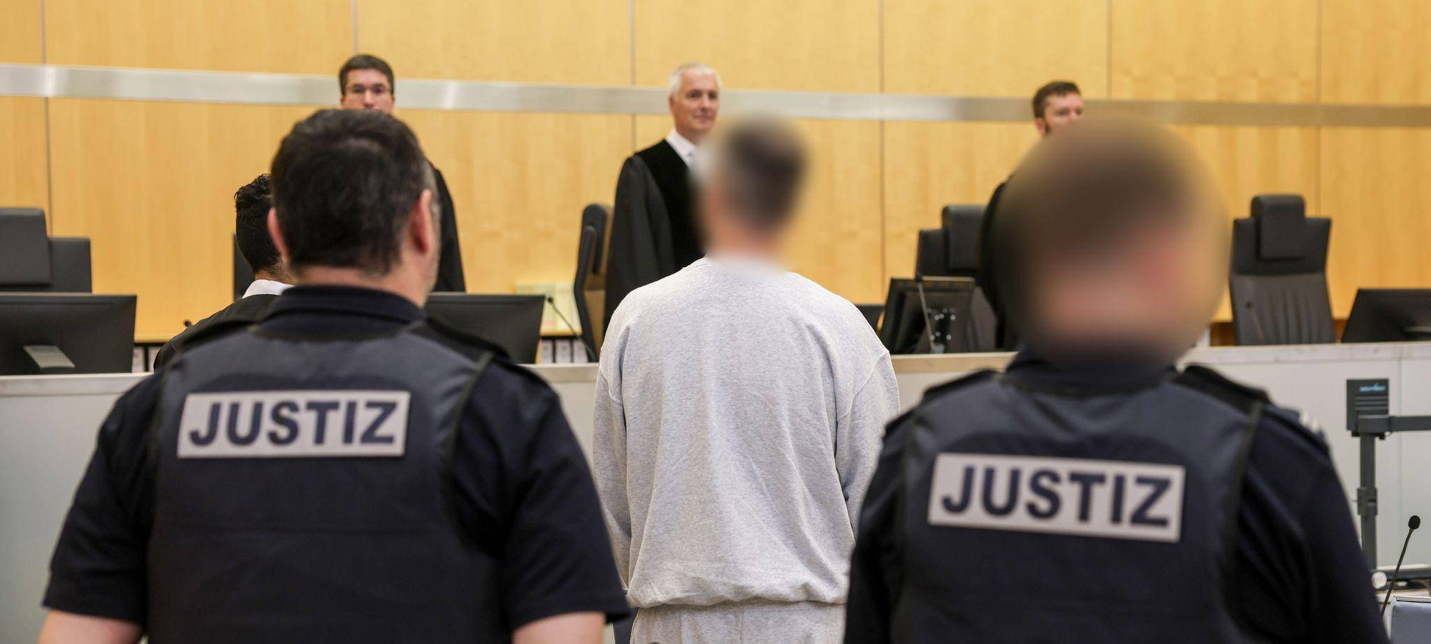 Prozess um Politiker-Todeslisten
